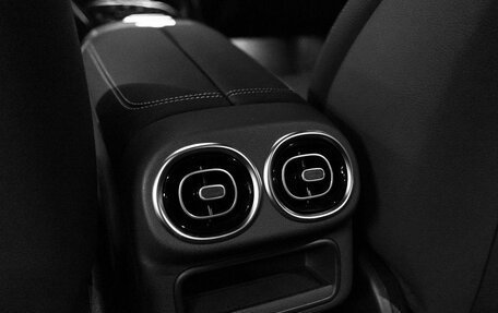 Mercedes-Benz GLC, 2024 год, 7 000 000 рублей, 11 фотография