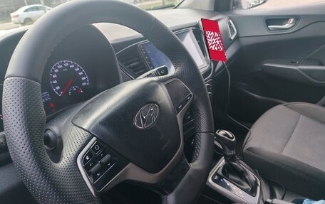 Hyundai Solaris II рестайлинг, 2018 год, 770 000 рублей, 6 фотография