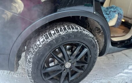 Volkswagen Touareg III, 2011 год, 1 900 000 рублей, 15 фотография