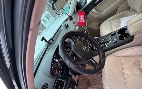 Volkswagen Touareg III, 2011 год, 1 900 000 рублей, 7 фотография