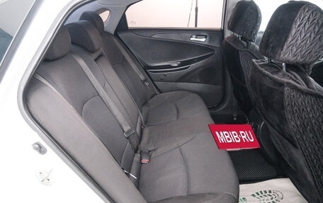 Hyundai Sonata VI, 2011 год, 979 000 рублей, 22 фотография