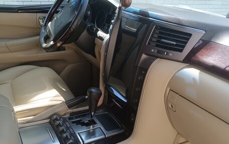 Lexus LX III, 2010 год, 3 050 000 рублей, 28 фотография