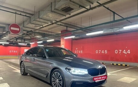 BMW 5 серия, 2019 год, 4 500 000 рублей, 7 фотография