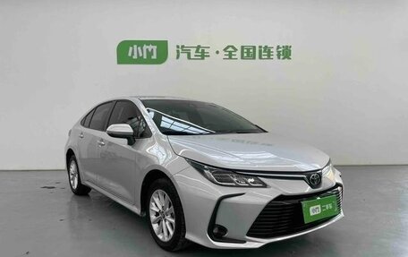 Toyota Corolla, 2022 год, 1 300 000 рублей, 3 фотография