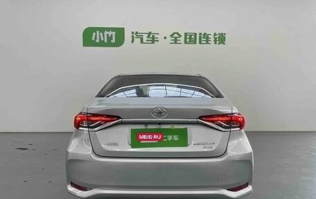 Toyota Corolla, 2022 год, 1 300 000 рублей, 4 фотография