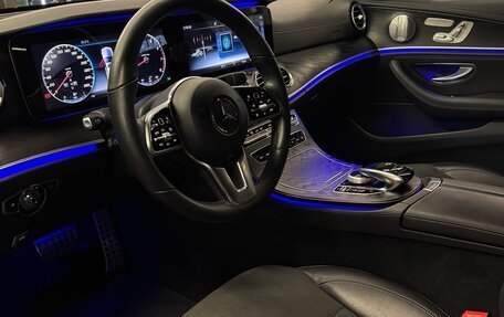 Mercedes-Benz E-Класс, 2018 год, 4 200 000 рублей, 6 фотография