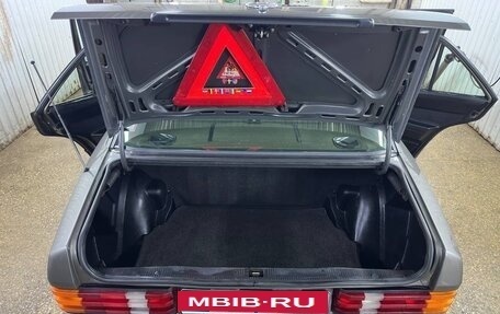 Mercedes-Benz 190 (W201), 1988 год, 730 000 рублей, 9 фотография