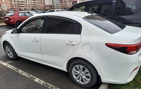 KIA Rio IV, 2019 год, 1 200 000 рублей, 2 фотография