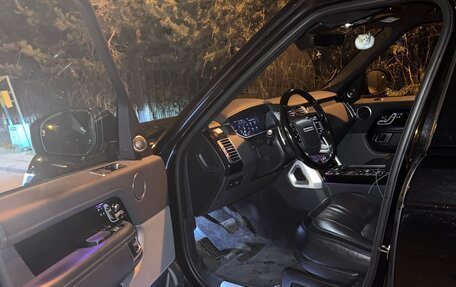 Land Rover Range Rover IV рестайлинг, 2018 год, 7 000 000 рублей, 8 фотография