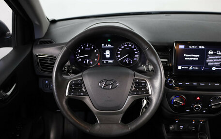 Hyundai Solaris II рестайлинг, 2021 год, 1 749 000 рублей, 10 фотография