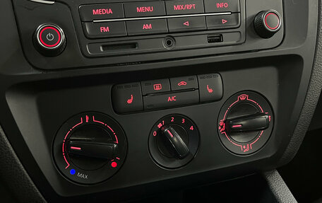 Volkswagen Jetta VI, 2015 год, 820 000 рублей, 16 фотография