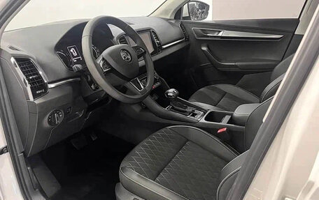 Skoda Karoq I, 2022 год, 1 725 000 рублей, 7 фотография