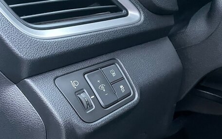 Hyundai Solaris II рестайлинг, 2018 год, 1 250 000 рублей, 7 фотография