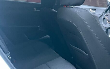 Hyundai Solaris II рестайлинг, 2018 год, 1 250 000 рублей, 11 фотография