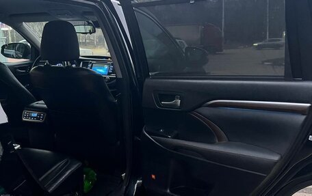 Toyota Highlander III, 2014 год, 2 710 000 рублей, 11 фотография