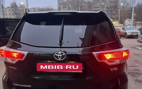 Toyota Highlander III, 2014 год, 2 710 000 рублей, 5 фотография