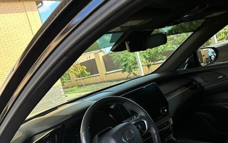 Lexus RX IV рестайлинг, 2023 год, 9 200 000 рублей, 5 фотография