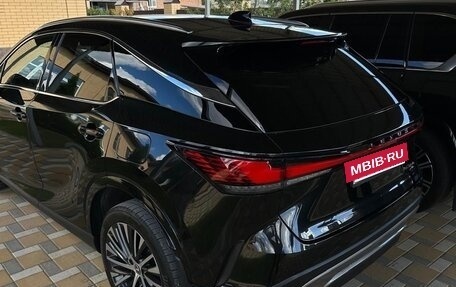 Lexus RX IV рестайлинг, 2023 год, 9 200 000 рублей, 8 фотография