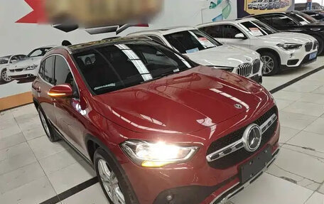 Mercedes-Benz GLA, 2020 год, 2 350 000 рублей, 3 фотография