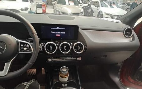 Mercedes-Benz GLA, 2020 год, 2 350 000 рублей, 10 фотография