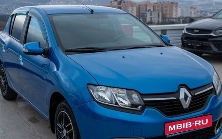 Renault Sandero II рестайлинг, 2014 год, 875 000 рублей, 1 фотография