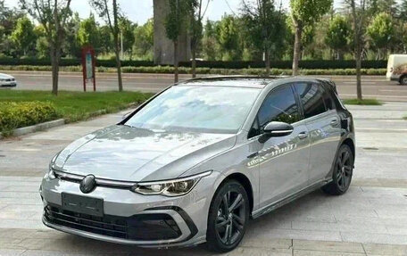 Volkswagen Golf VIII, 2022 год, 1 460 000 рублей, 1 фотография