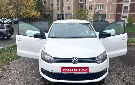 Volkswagen Polo VI (EU Market), 2013 год, 420 000 рублей, 3 фотография
