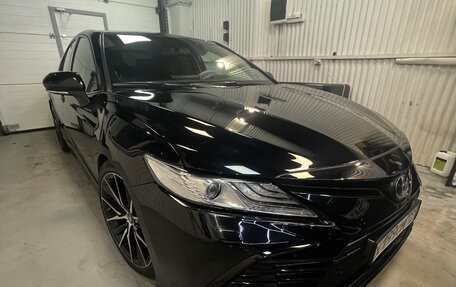 Toyota Camry, 2021 год, 3 920 000 рублей, 7 фотография