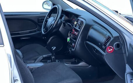 Hyundai Sonata IV рестайлинг, 2011 год, 619 000 рублей, 21 фотография