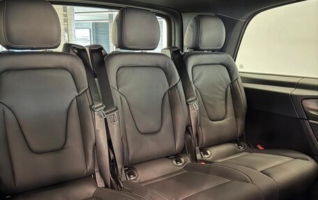 Mercedes-Benz V-Класс, 2025 год, 16 990 000 рублей, 13 фотография