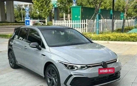 Volkswagen Golf VIII, 2022 год, 1 460 000 рублей, 3 фотография