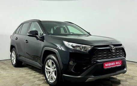 Toyota RAV4, 2021 год, 3 765 000 рублей, 1 фотография