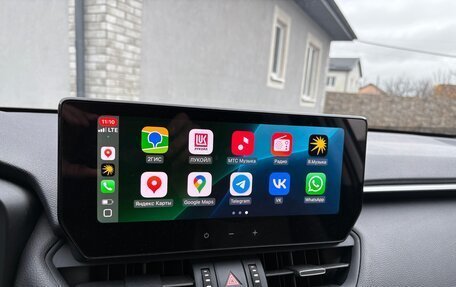 Toyota RAV4, 2024 год, 3 950 000 рублей, 24 фотография