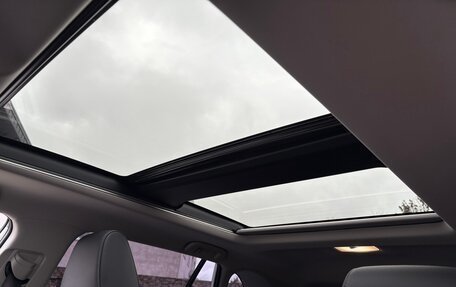 Toyota RAV4, 2024 год, 3 950 000 рублей, 28 фотография