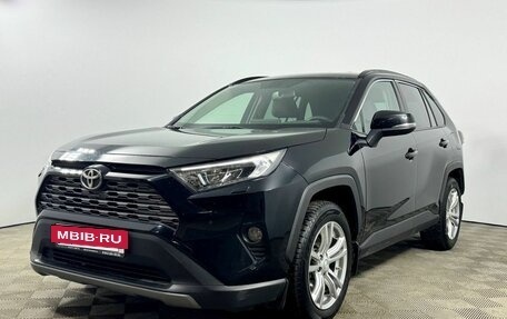 Toyota RAV4, 2021 год, 3 765 000 рублей, 3 фотография