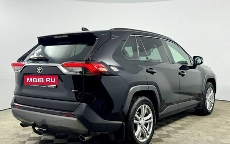 Toyota RAV4, 2021 год, 3 765 000 рублей, 7 фотография