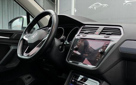 Volkswagen Tiguan II, 2021 год, 2 588 400 рублей, 7 фотография