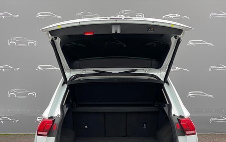 Volkswagen Tiguan II, 2021 год, 2 588 400 рублей, 14 фотография