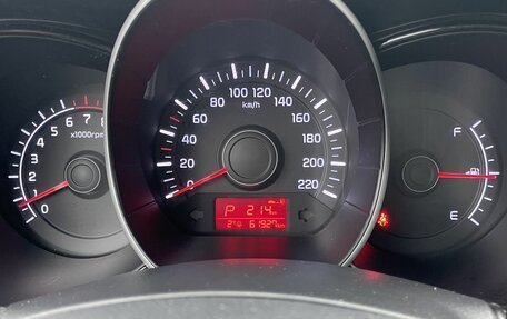 KIA Rio III рестайлинг, 2016 год, 1 019 000 рублей, 18 фотография