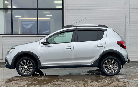 Renault Sandero II рестайлинг, 2022 год, 1 480 000 рублей, 2 фотография