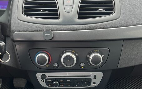 Renault Megane III, 2013 год, 650 000 рублей, 15 фотография