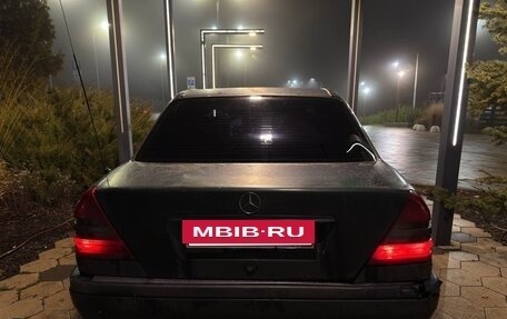 Mercedes-Benz C-Класс, 1994 год, 190 000 рублей, 3 фотография