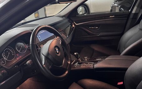 BMW 5 серия, 2011 год, 3 555 555 рублей, 11 фотография