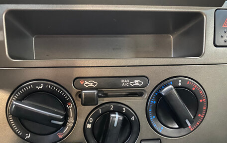 Nissan Versa I, 2010 год, 530 000 рублей, 8 фотография