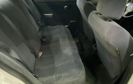 Nissan Versa I, 2010 год, 530 000 рублей, 10 фотография