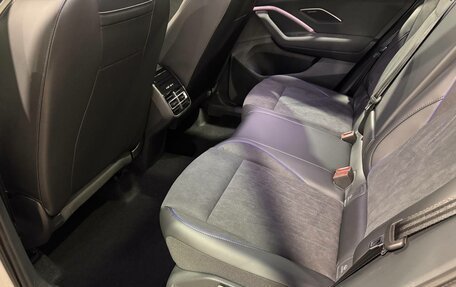 Volkswagen Tiguan, 2025 год, 4 750 000 рублей, 26 фотография