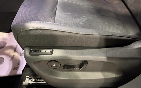 Volkswagen Tiguan, 2025 год, 4 750 000 рублей, 24 фотография