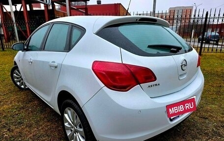 Opel Astra J, 2011 год, 595 000 рублей, 7 фотография