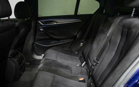 BMW 5 серия, 2018 год, 3 498 000 рублей, 15 фотография