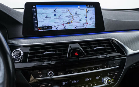 BMW 5 серия, 2018 год, 3 498 000 рублей, 17 фотография